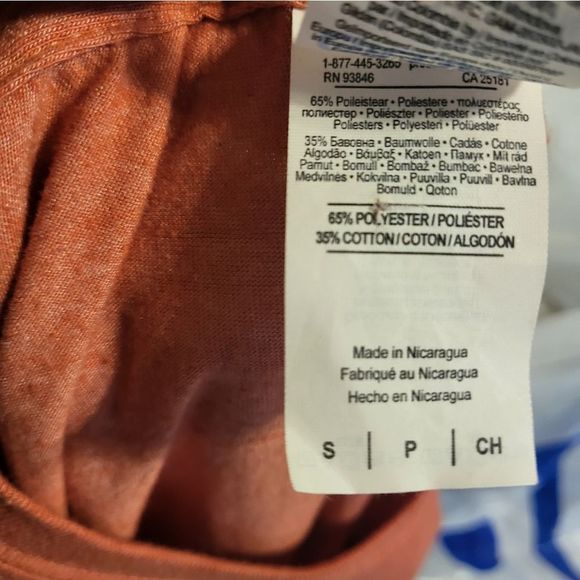 GRAPHIC TEE - Picture 3 of 3